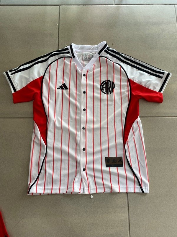 Producto - Camisa de River 2025