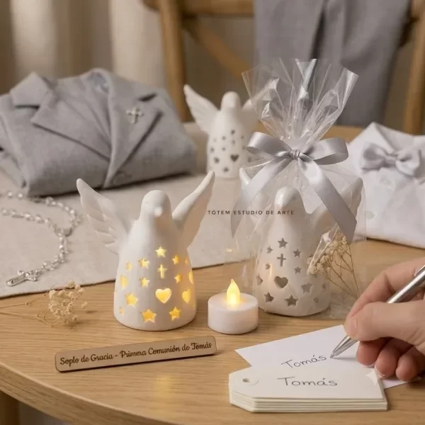 Producto - Pack Espíritu Santo o paloma souvenirs con vela led - 1