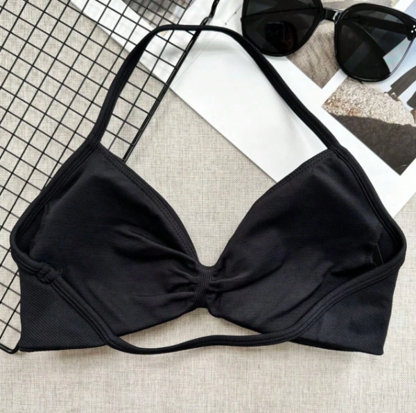 Producto - Top Deportivo con Fruncido Frontal Negro T.S-M - 1