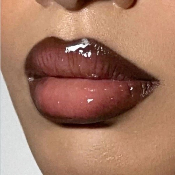 Producto - Lápiz de labios MARRÓN grandes Flormar