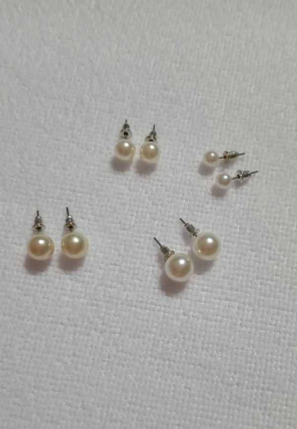 Producto - PACK CUATRO PARES DE AROS PERLAS A.Q