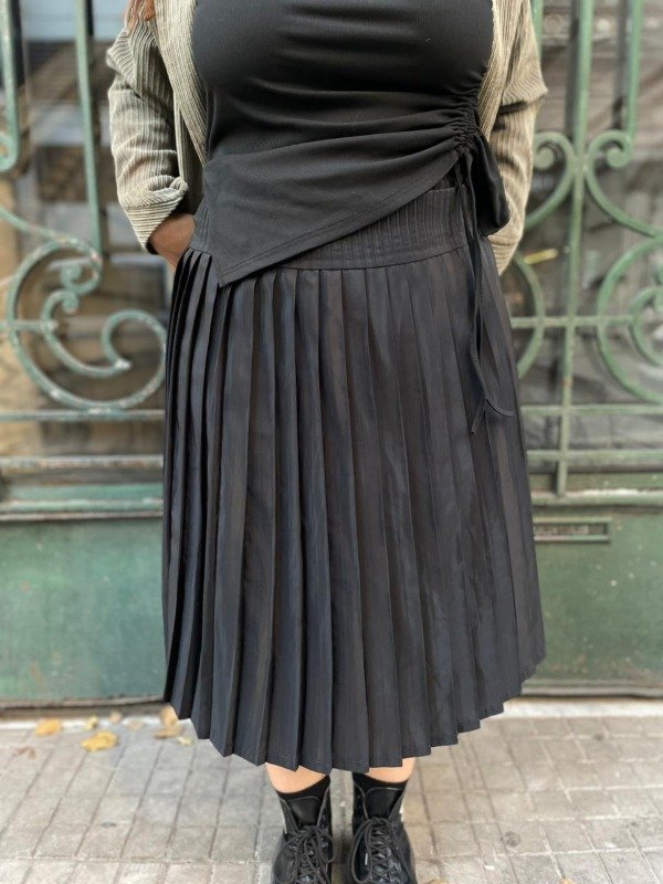 Producto - Pollera plisada negra