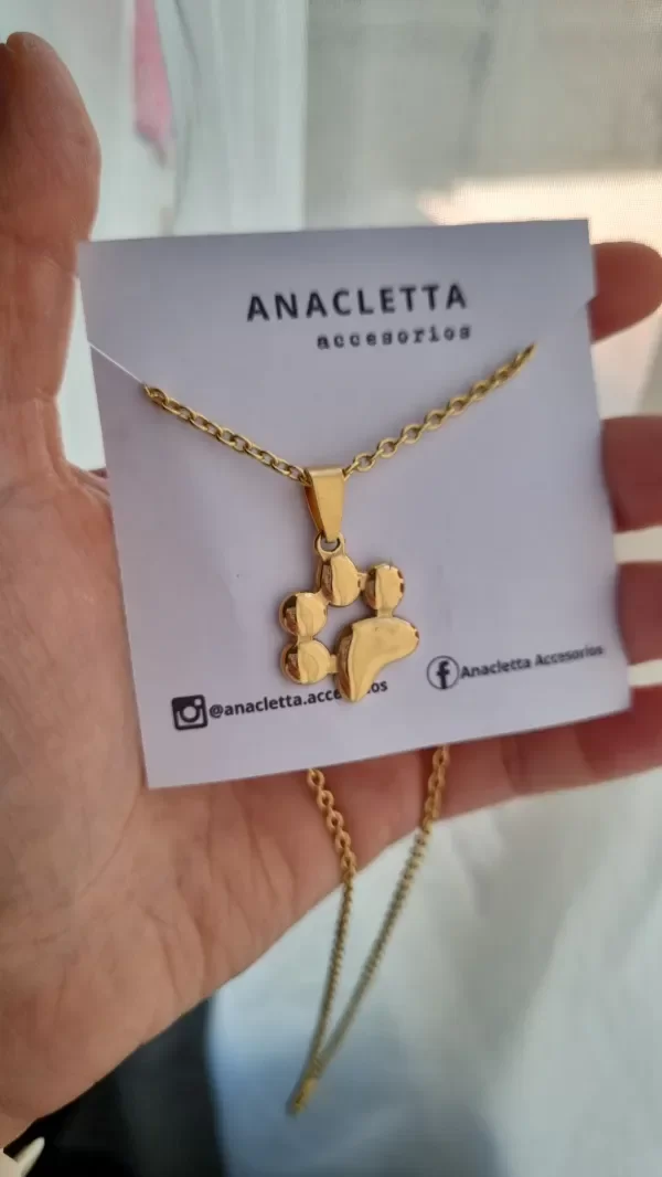 Producto - Gargantilla huellita ad infladita