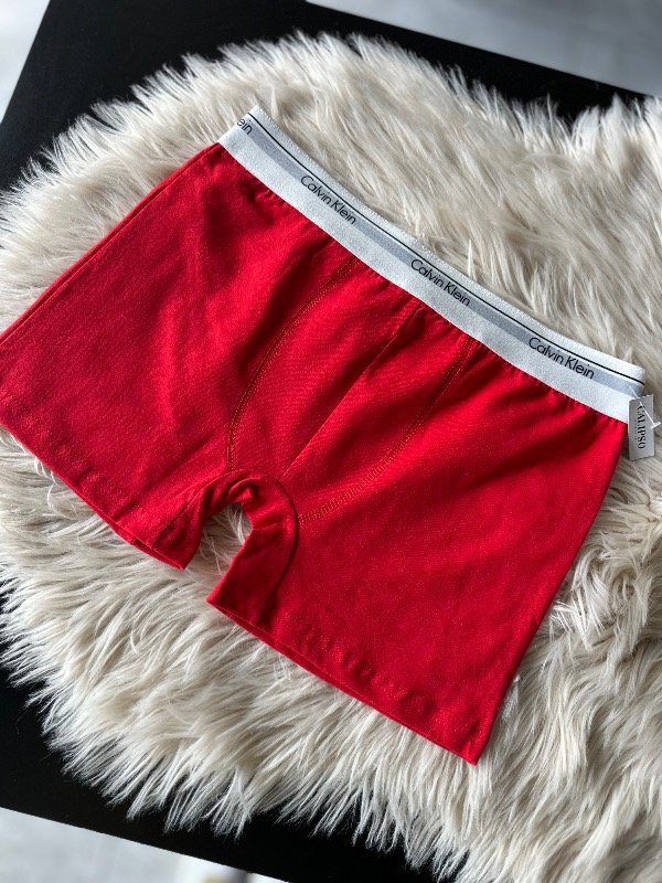 Producto - BÓXER CALVIN KLEIN SIN CAJA ROJO