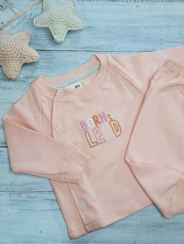 Producto - CONJUNTO RUSTICO.