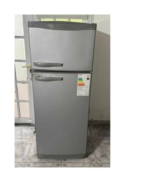 Producto - Heladera con freezer Bambi 237L	/ 147x56x67