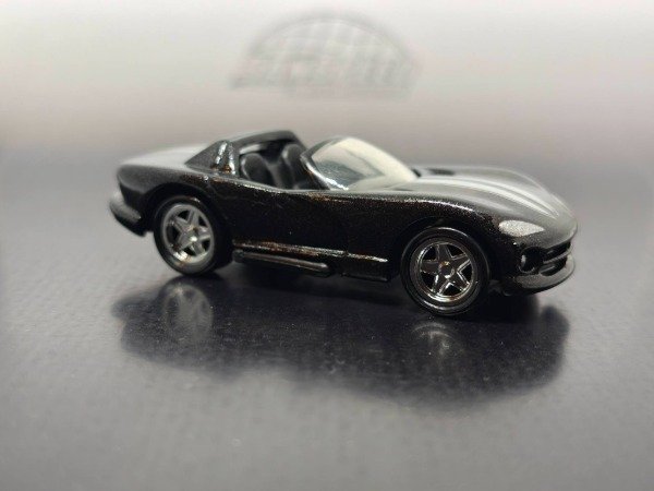 Producto - Dodge Viper RT/10
