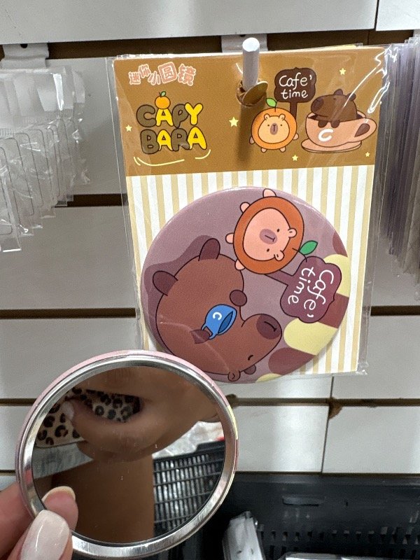 Producto - ESPEJO CARTERA CAPYBARA mínimo mayorista 3