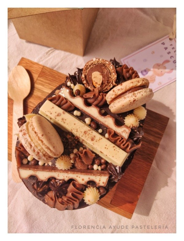 Producto - Huevo 100x100 CHOCOLATE - BASE HECHA CON CHOCOLATE REAL TEMPLADO