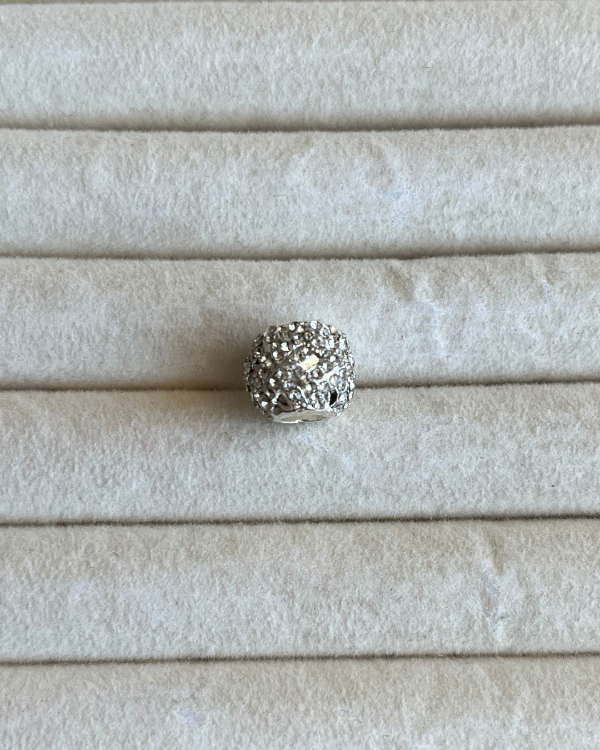 Producto - Dije charm con cúbic de acero blanco