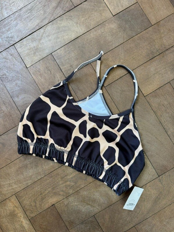 Producto - TOP DISEÑO MANCHAS NEGRAS