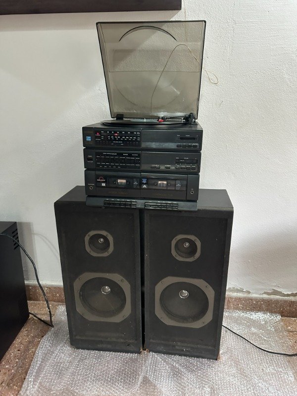 Producto - EQUIPO DE SONIDO KEN BROWN CON TOCADISCOS Y BAFLES #11914