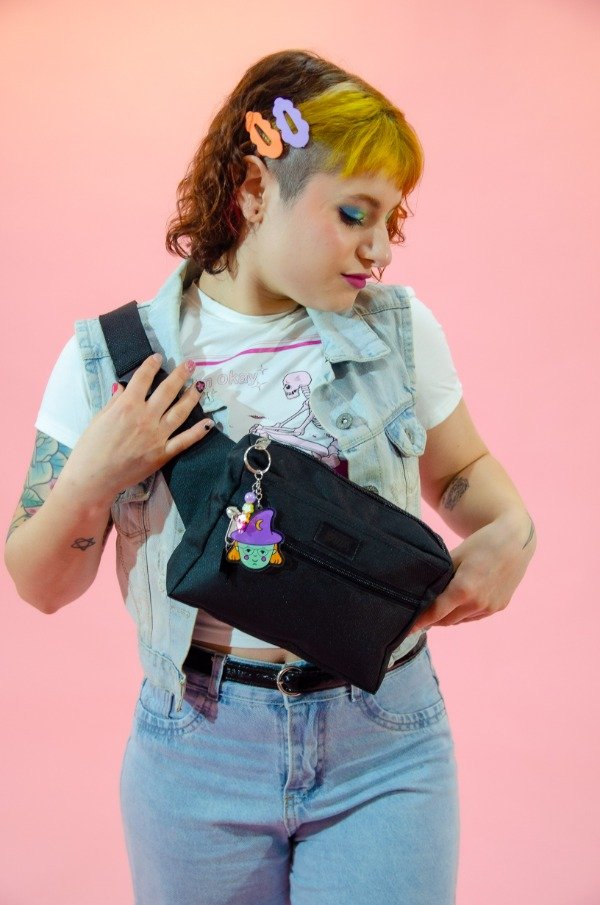 Producto - Riñonera negra (tamaño grande)