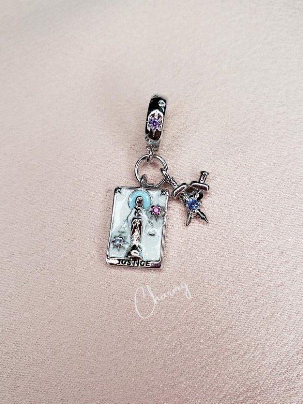 Producto - Charm Justicia tarot