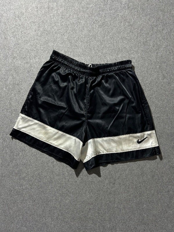 Producto - Short Nike Vintage, talle L