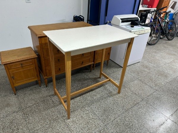 Producto - BARRA ALTA MADERA TAPA FIBROFACIL ENCHAPADO MIN DET 100x60x100 #12161