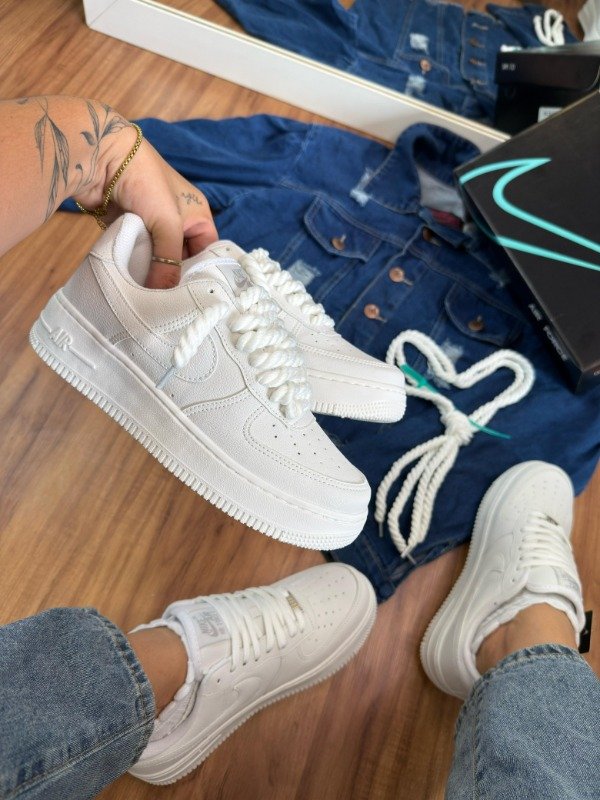 Producto - NIKE AIR FORCE 1 CLÁSICA