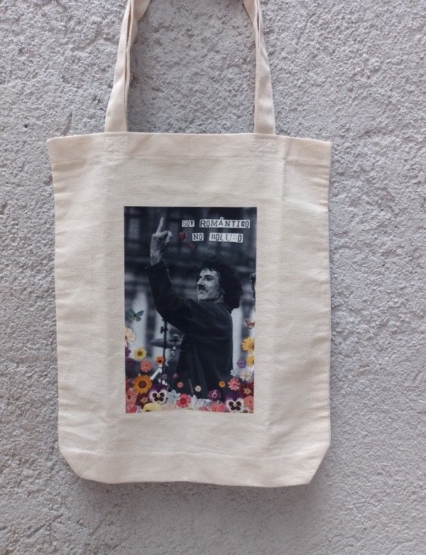 Producto - Tote bags "Soy romantico.."