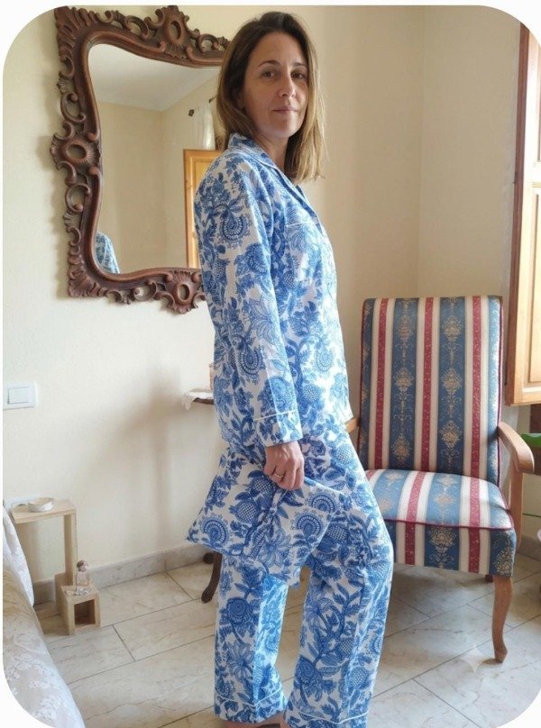 Producto - Pijama CIELO de tres piezas talle S