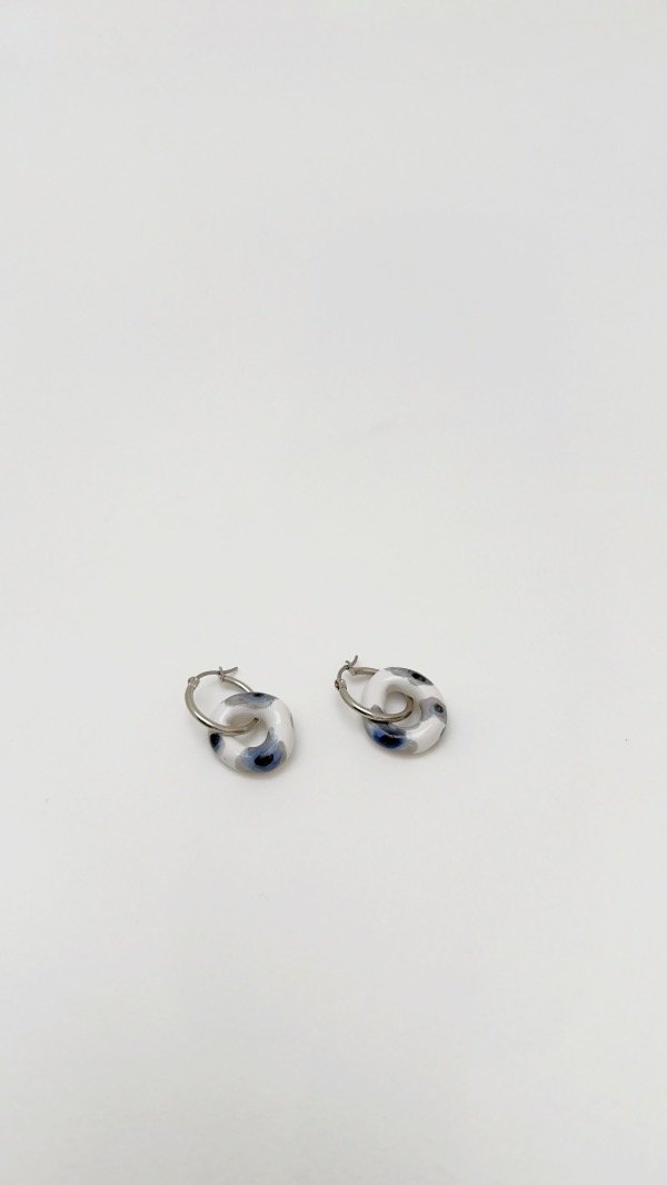 Producto - Argolla acuarela azul y negro