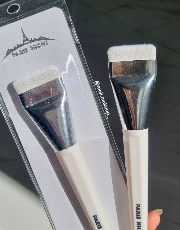 Producto - Brocha plana para Base PARIS NIGHT