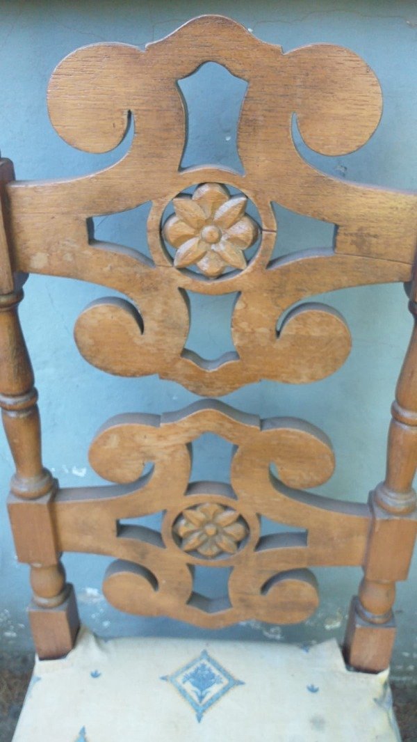 Producto - SILLA ANTIGUA