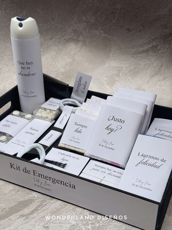 Producto - Kit de Baño - Diseño Minimal 5 (con nombres) - 3