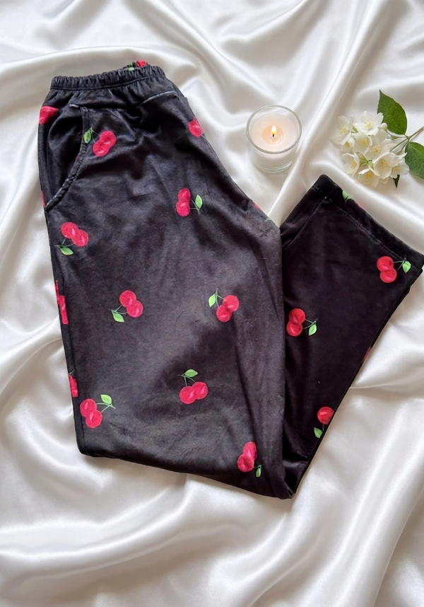 Producto - Pants Plush Cherry