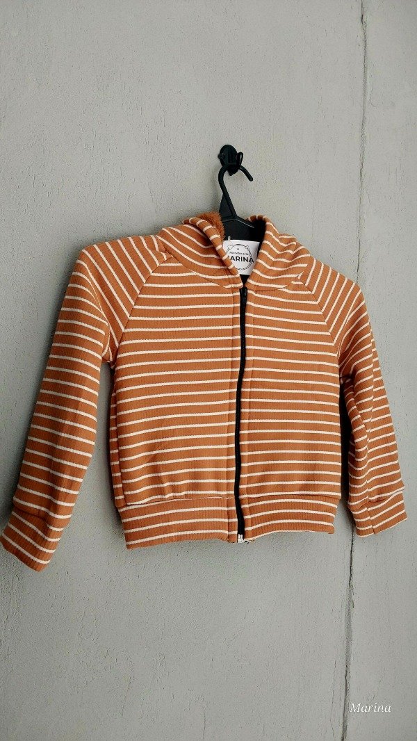 Producto - Campera con lineas