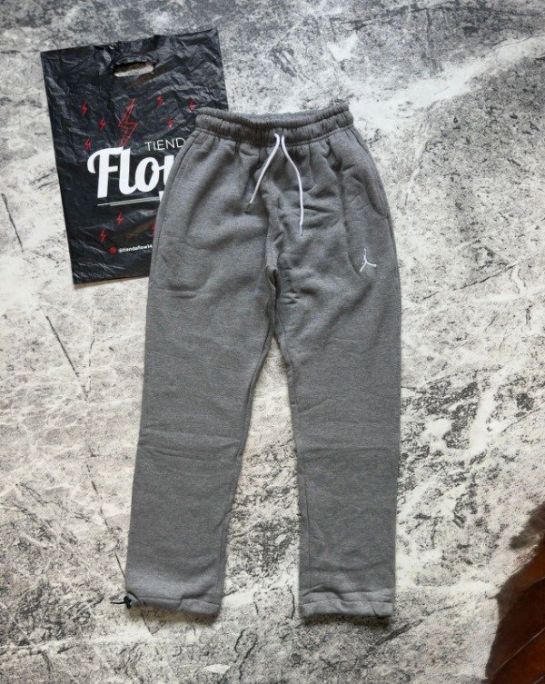 Producto - Pantalón Jordan Basic Gris