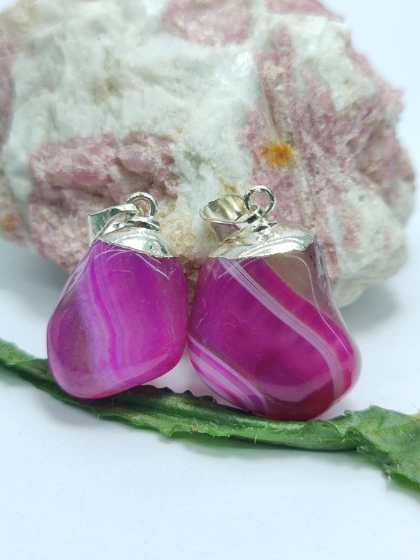 Producto - Dije de Piedra Ágata FUSCIA Baño en Plata