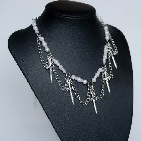 Producto - Collar Dagas