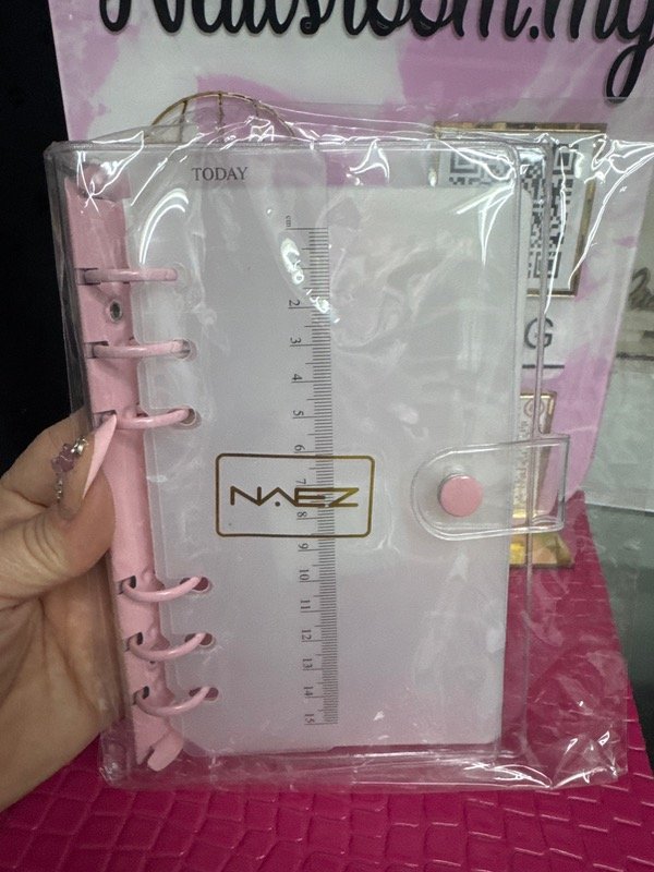 Producto - Carpeta naez con gancho rosa y regla