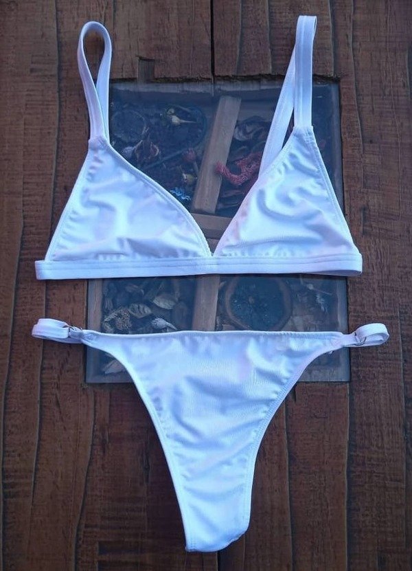 Producto - Less regulable blanca Lilah