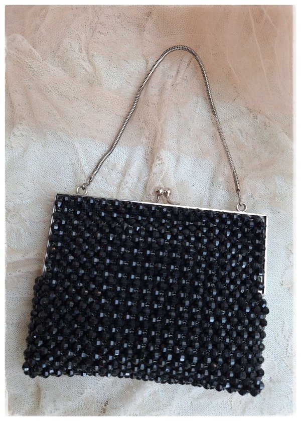 Producto - Cartera de Fiesta plateado y pedrería negra