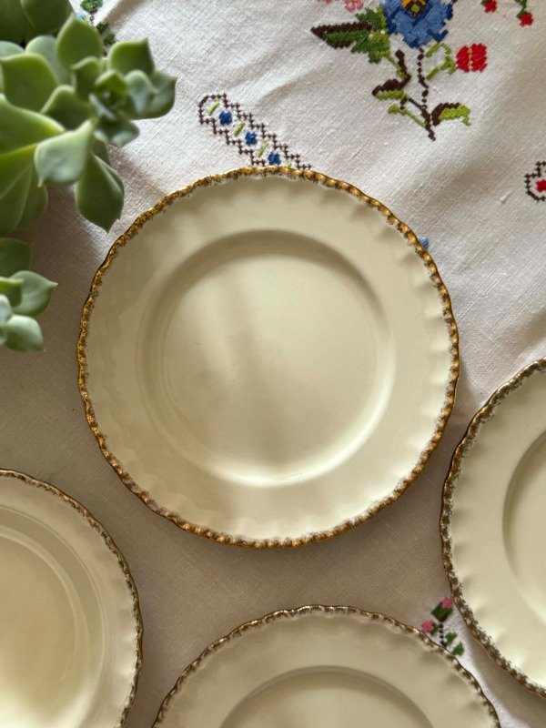 Producto - 5 Platos de postre de loza inglesa Grindley marfil y dorado