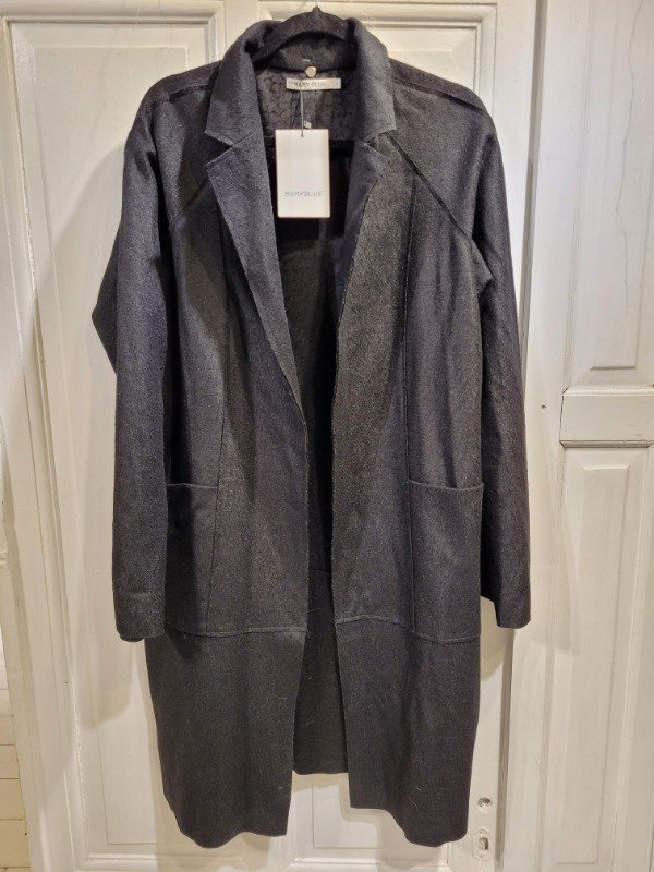 Producto - Tapado MAMY BLUE negro de paño Talle XL - PRECIO: 215X