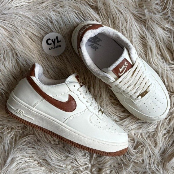 Producto - Air Force One Beige/Choco