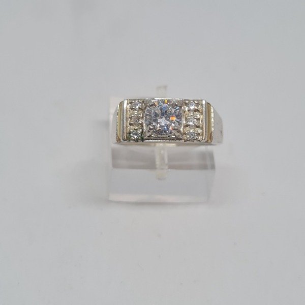Producto - Anillo cubic central con oro