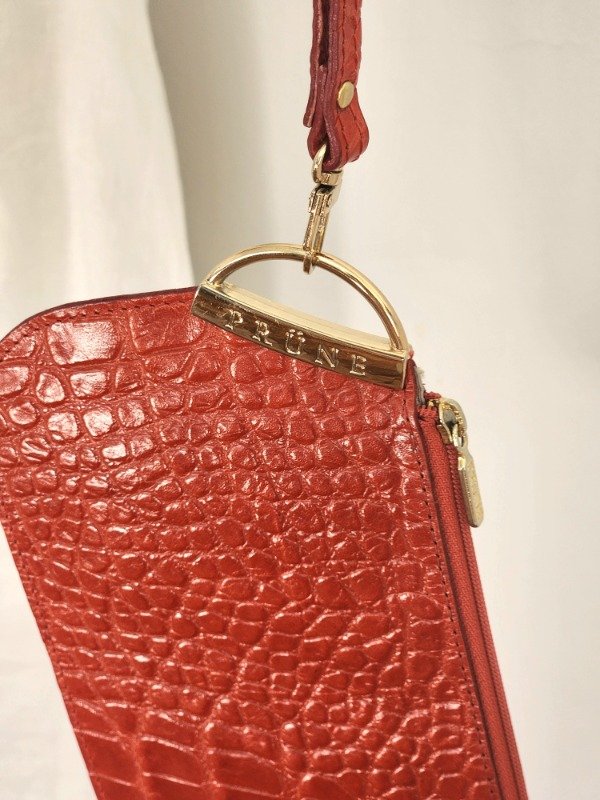 Producto - Sobre cuero PRUNE rojo