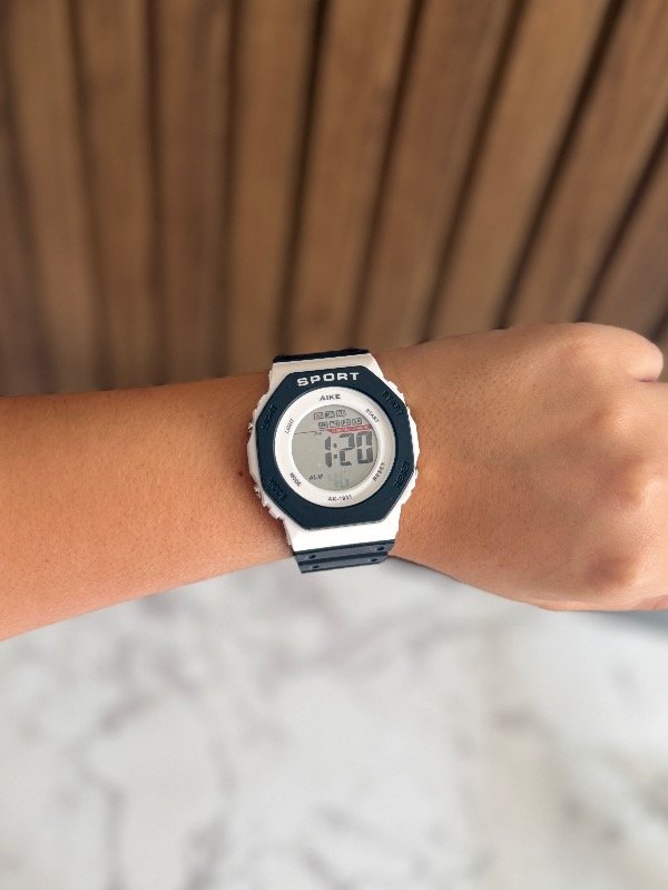 Producto - RELOJ MORENA RESISTENTE AL AGUA