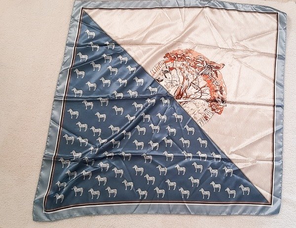 Producto - Pañuelo zebra