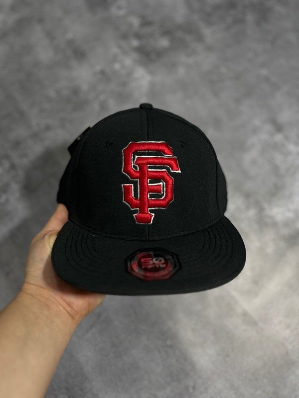 Producto - SF - rojo con negro