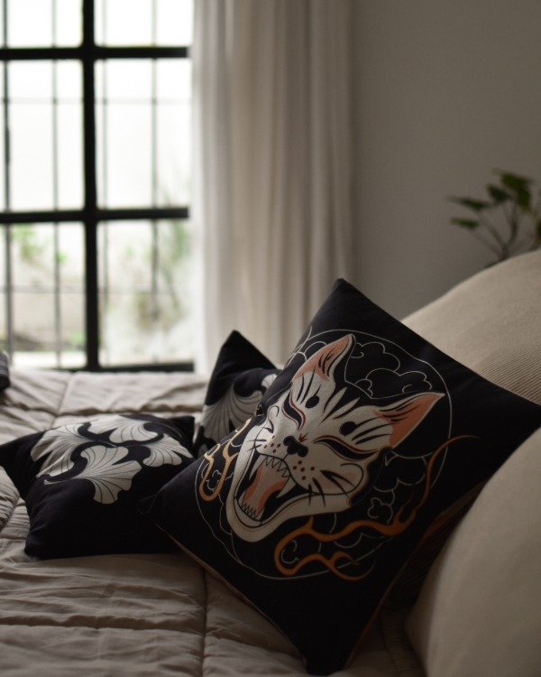 Producto - Funda almohadón Bakeneko
