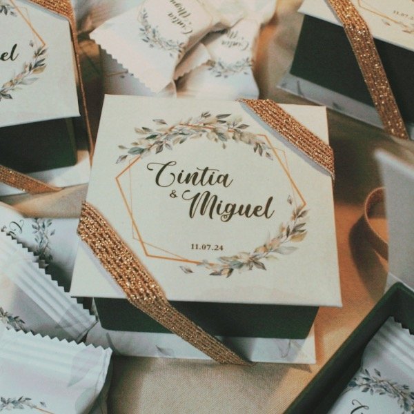 Producto - Caja libro tentación - 3