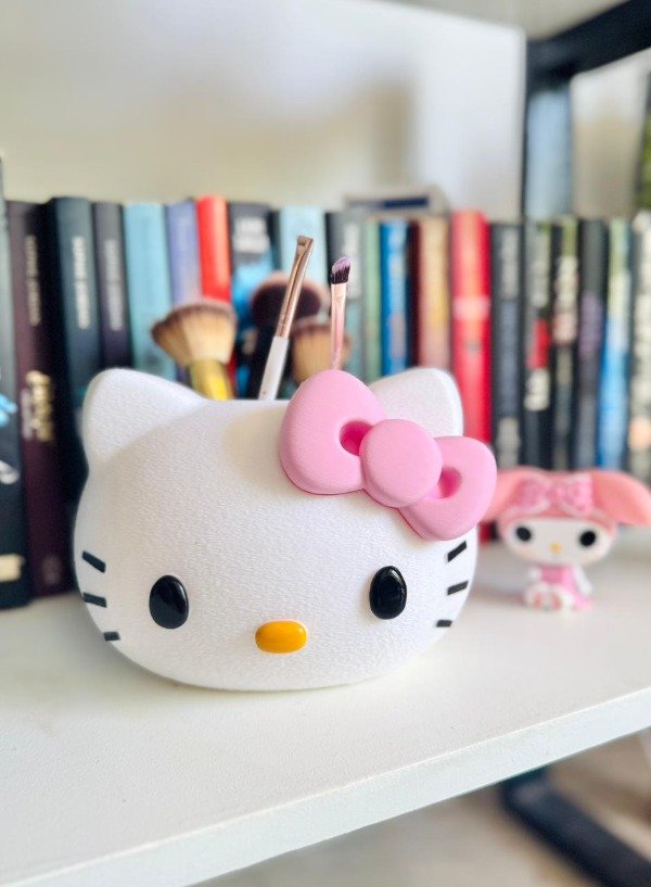 Producto - Portabrochas Hello Kitty