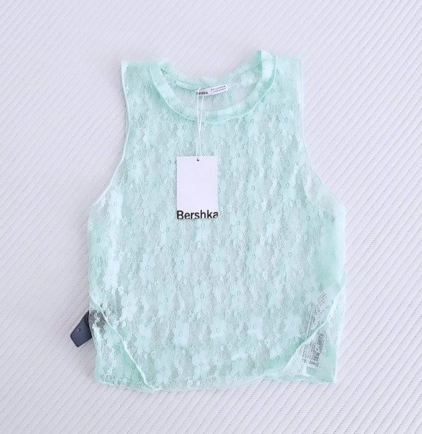 Producto - Musculosa encaje bershka as