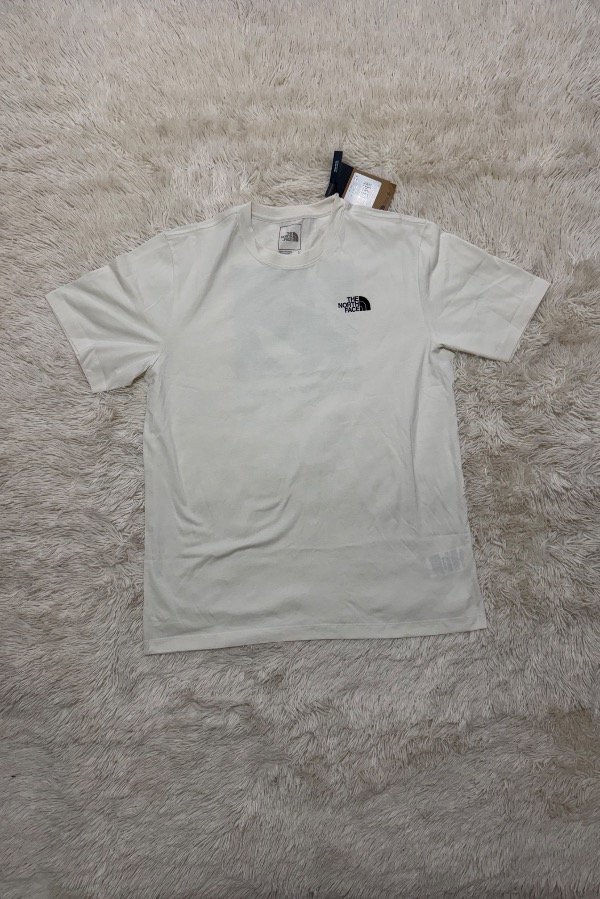 Producto - Remera North Face blanca