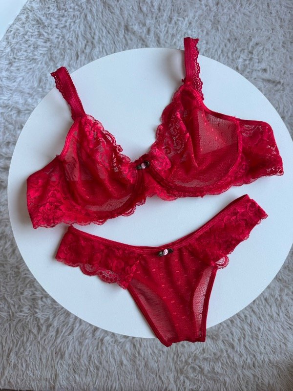 Producto - Conjunto Catalina Rojo