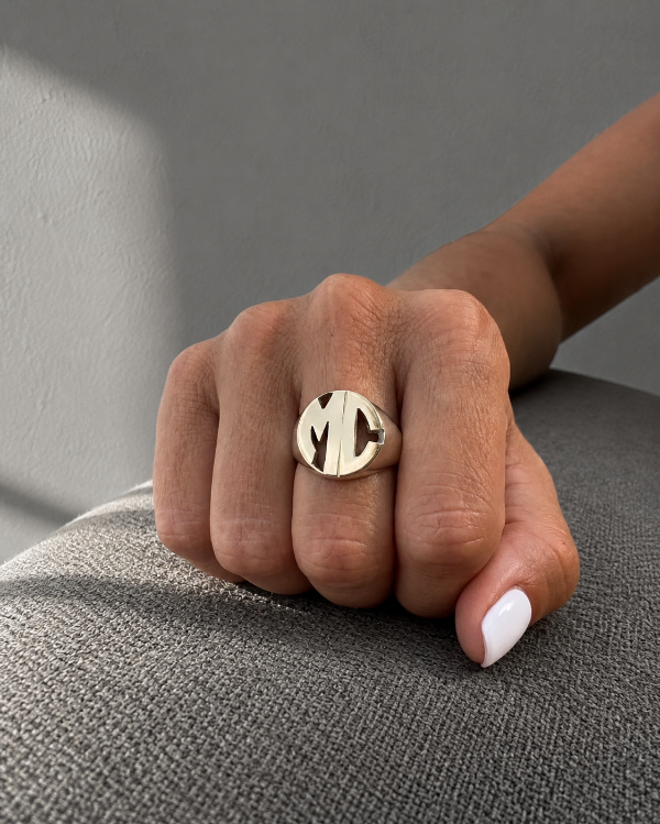 Producto - Anillo oval iniciales plata 925